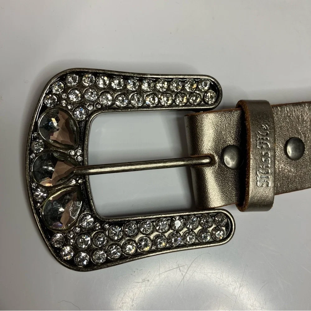 Miss Me studded leather belt size large‎